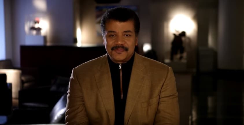 Neil deGrasse Tyson speaking in 2014